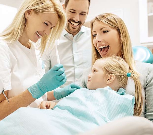 Family dentist in Manalapan, NJ