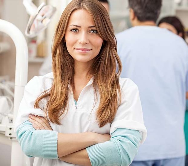 Find a dentist in Manalapan, NJ